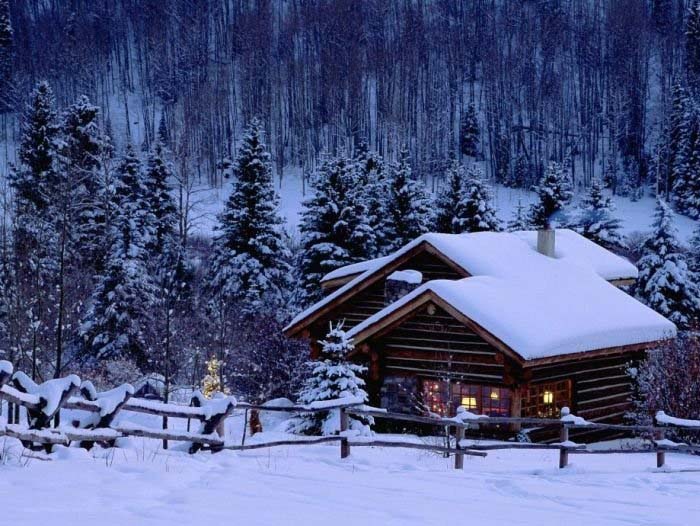 Hình ảnh căn nhà mùa đông